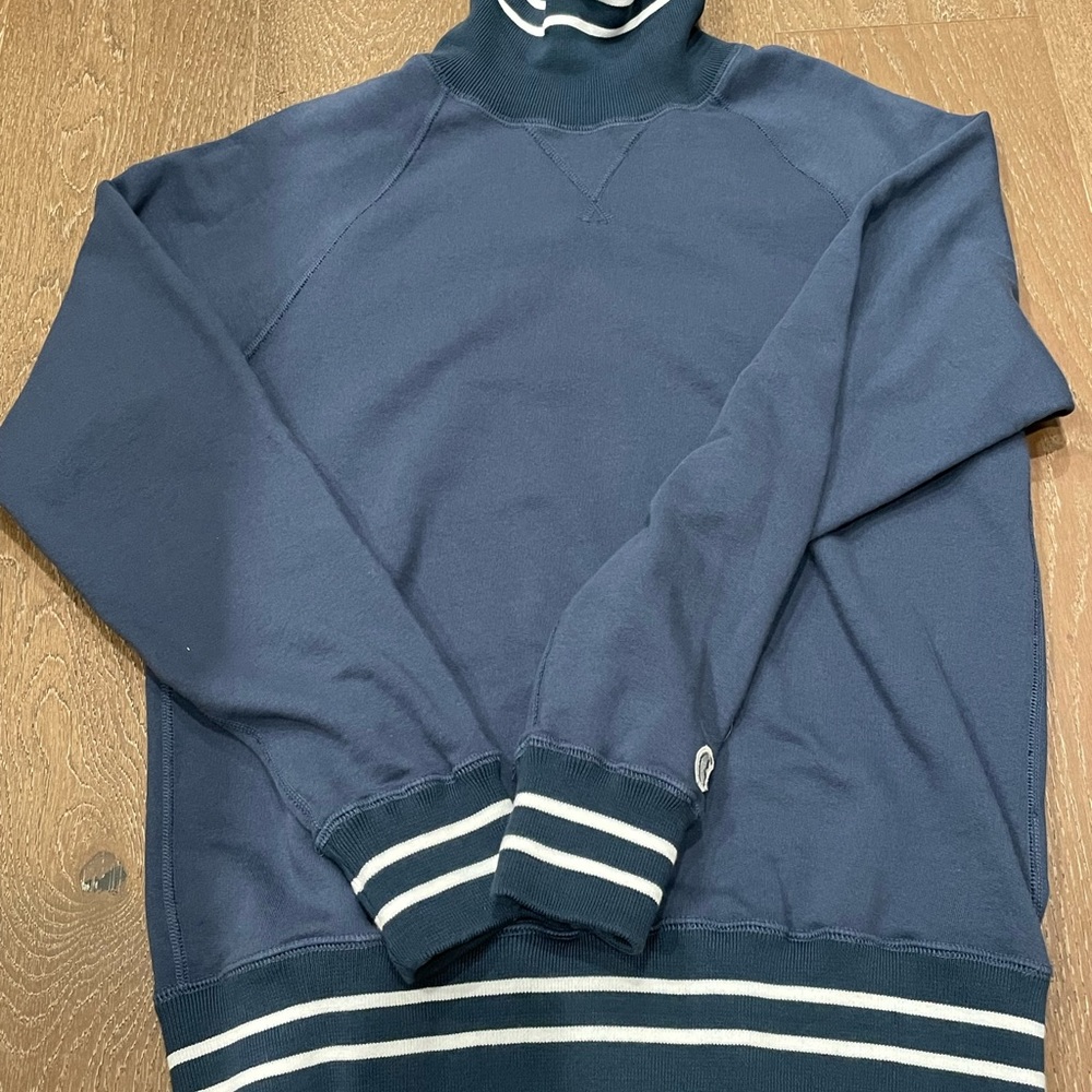 Todd Snyder x Champion turtle neck sweater